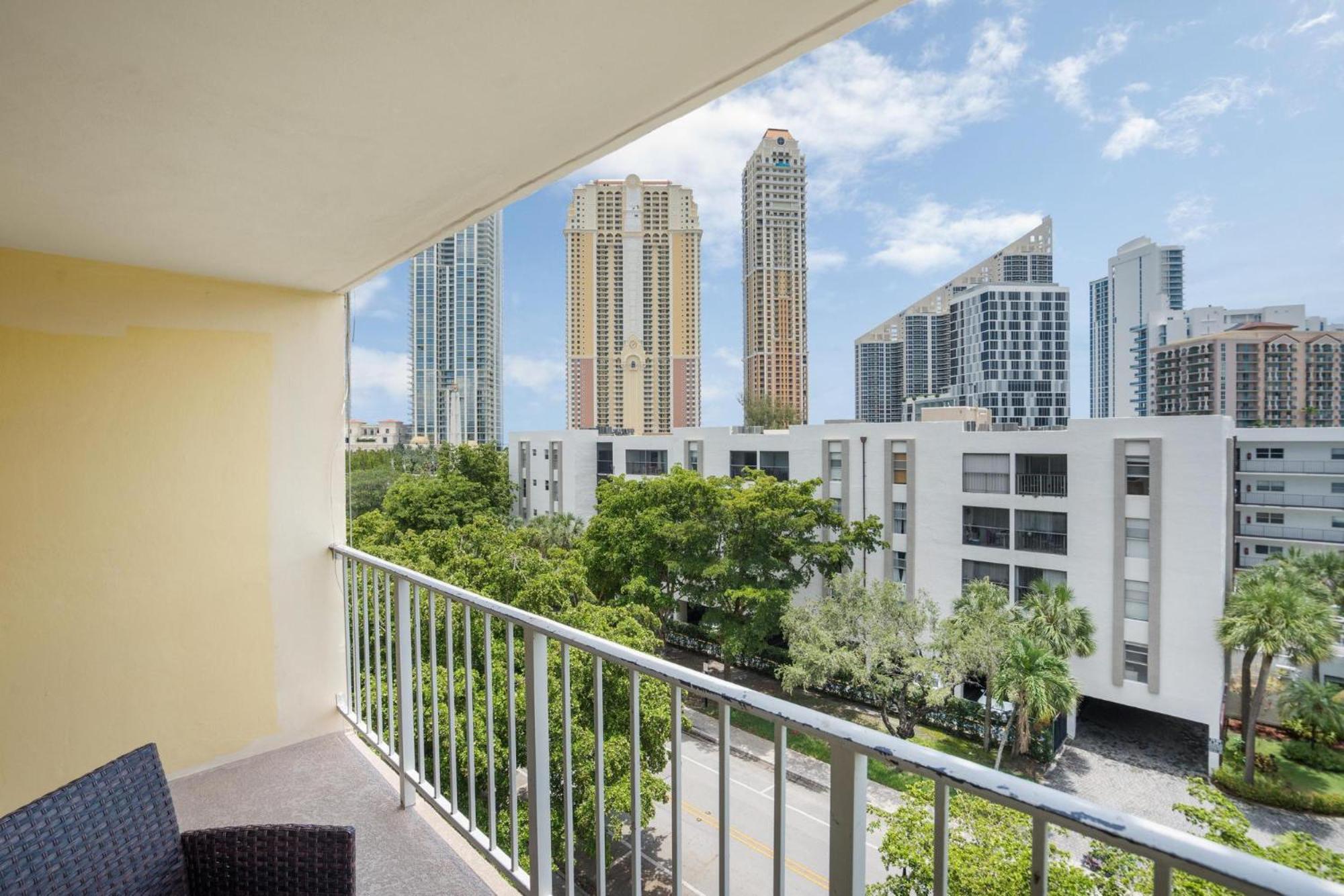 Marbella Towers High Floor Wonderful Condos Miami Beach Kültér fotó